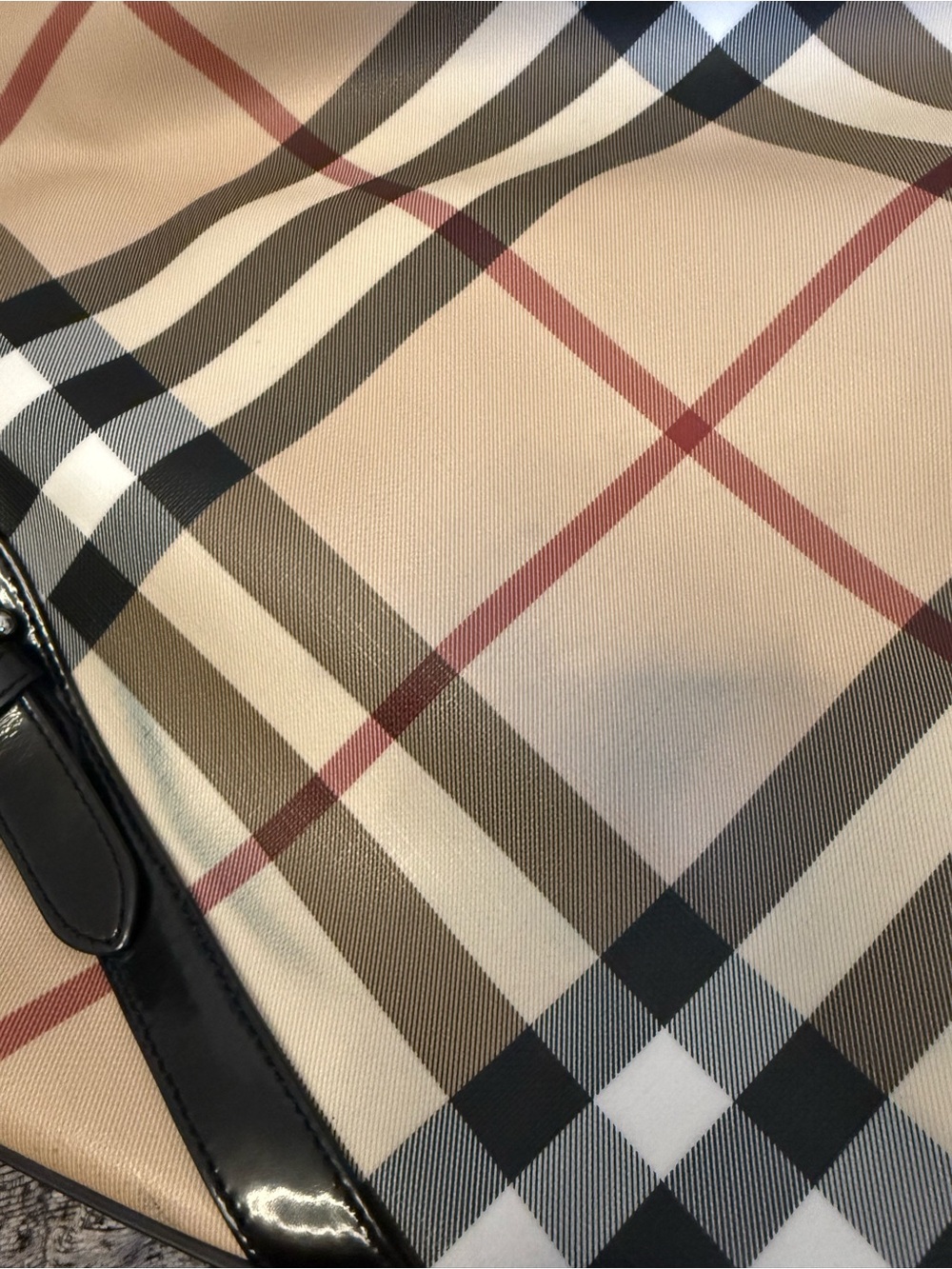 Burberry Beige Nova Check Hobo Shoulder Bag with Black Trim - Picture 4 of 12